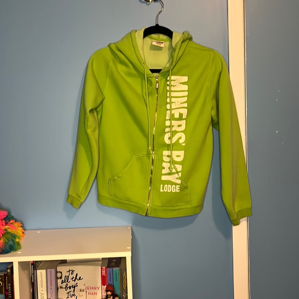 Comfort Colors green Zip up hoodie